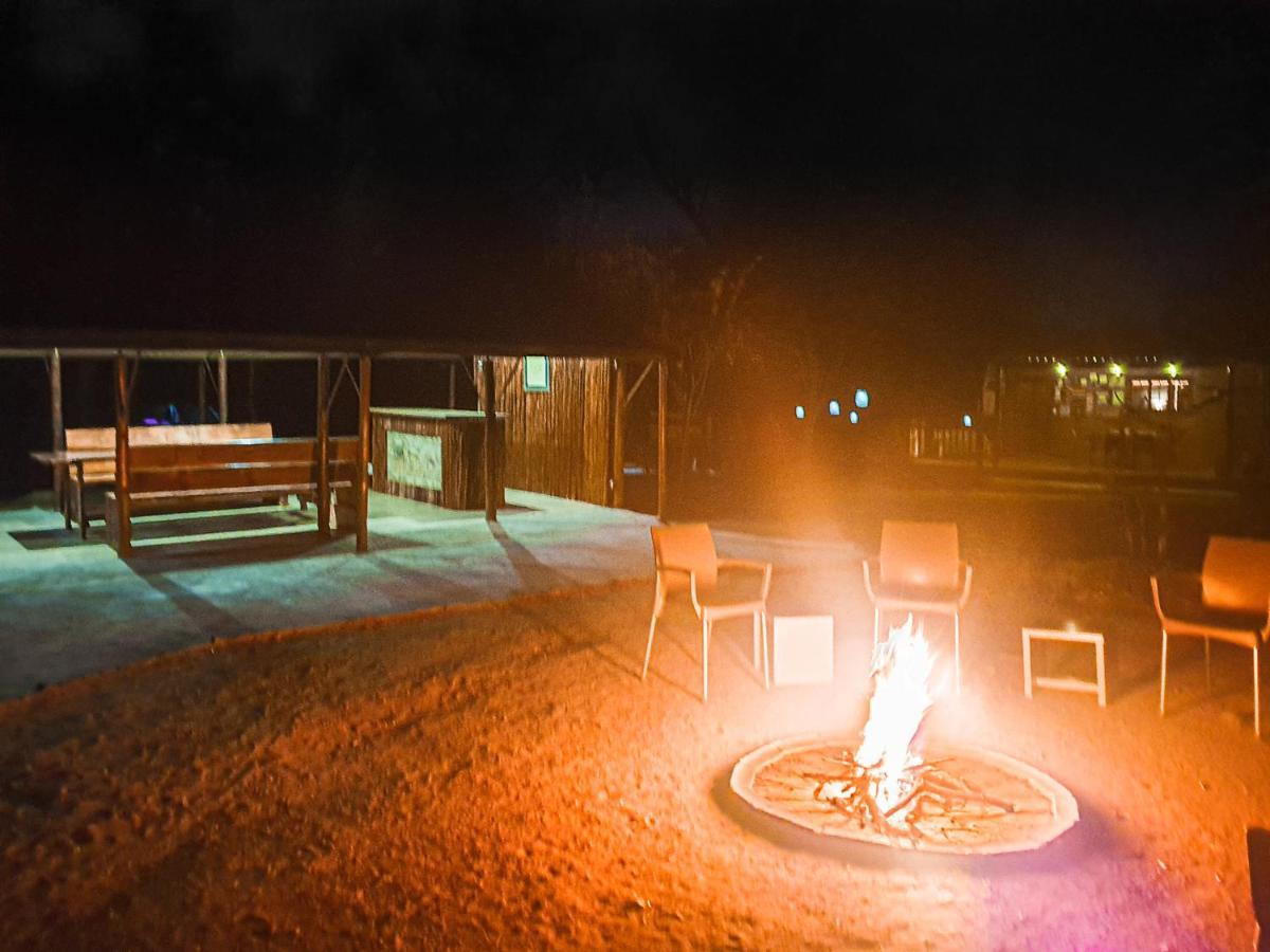 Готель Mananga Bush Camp Скукуза Екстер'єр фото