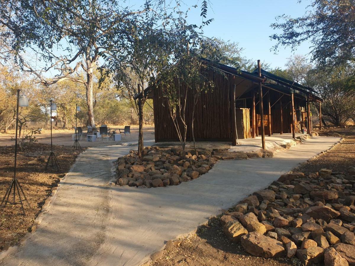 Готель Mananga Bush Camp Скукуза Екстер'єр фото